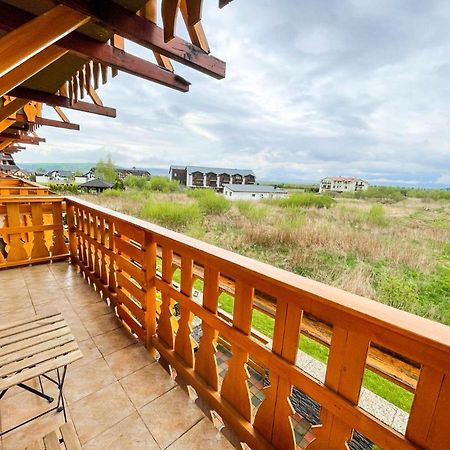 Apartment With Terrace & Amazing View Велка Ломница Екстериор снимка