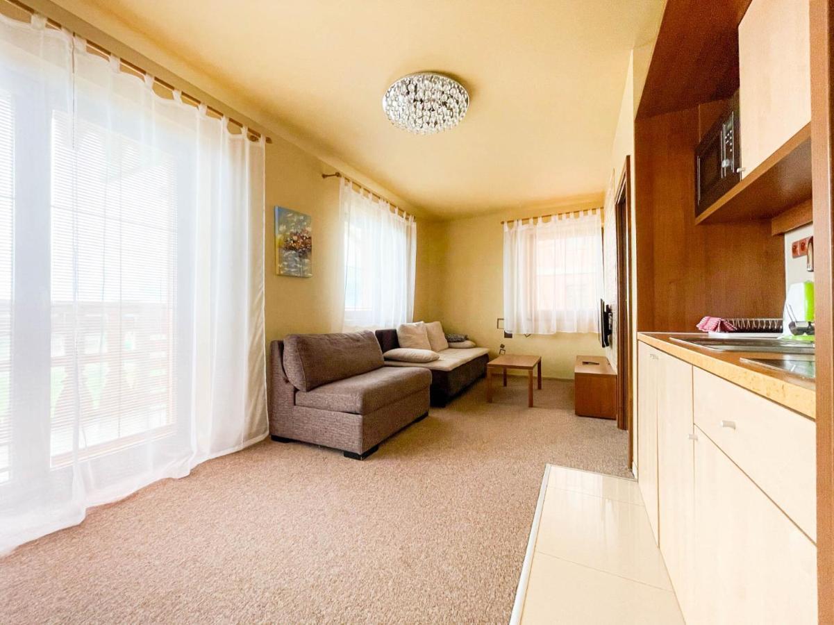 Apartment With Terrace & Amazing View Велка Ломница Екстериор снимка