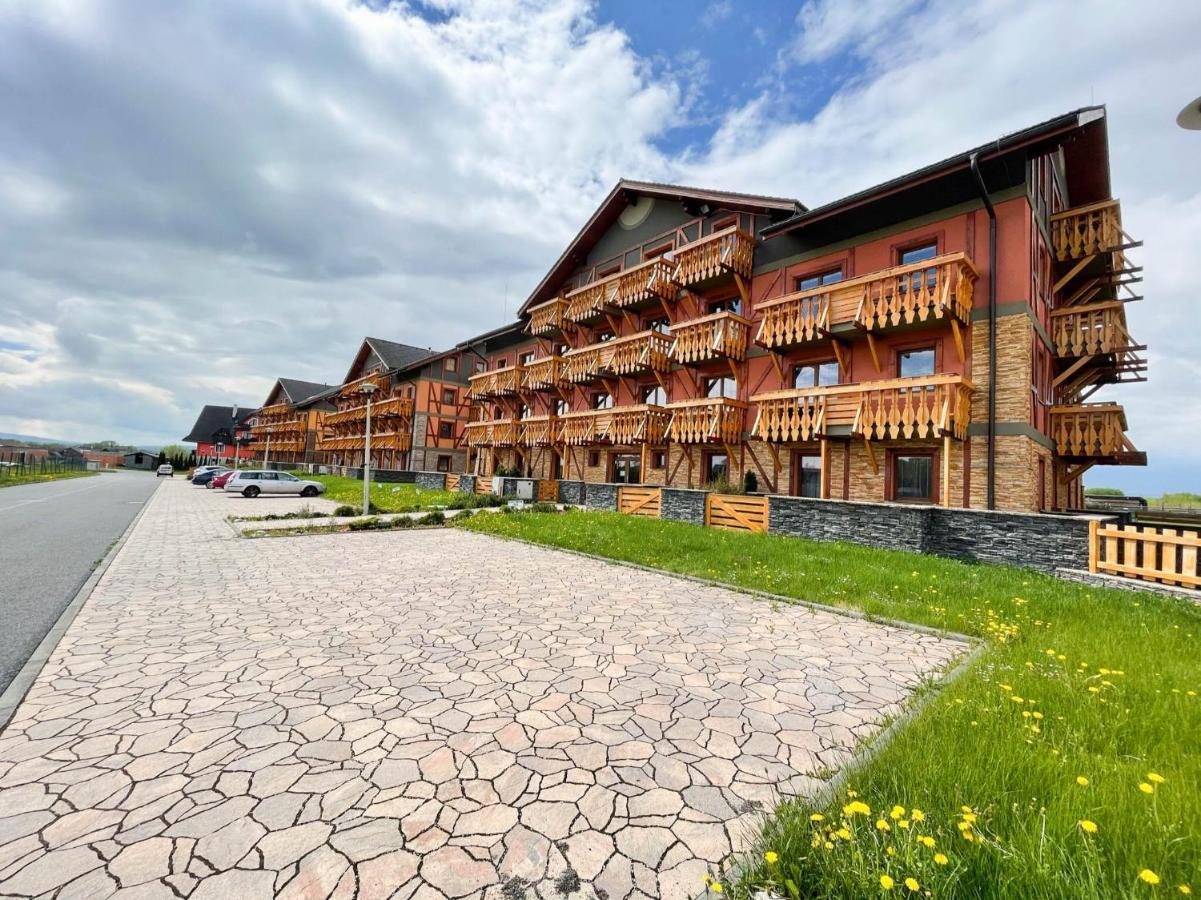 Apartment With Terrace & Amazing View Велка Ломница Екстериор снимка
