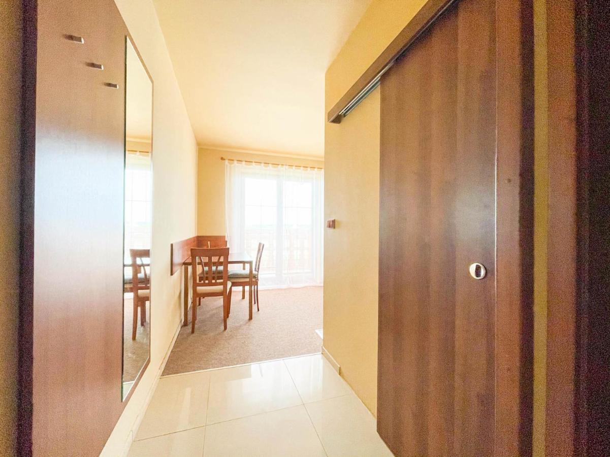 Apartment With Terrace & Amazing View Велка Ломница Екстериор снимка